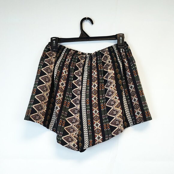 Fun, Lightweight, BOHO Southwestern Print Shorts New Mexico Indigenous Style 2 - Picture 3 of 3